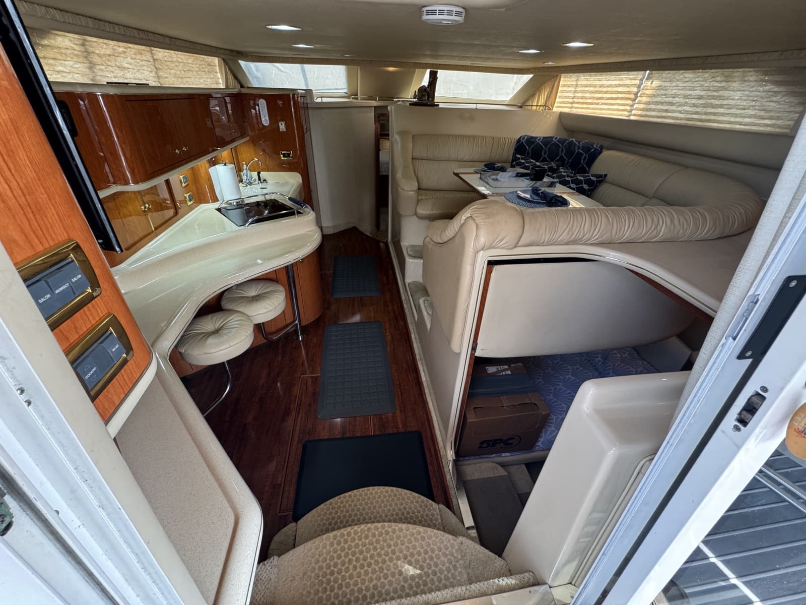2001 Sea Ray 450 Express Bridge