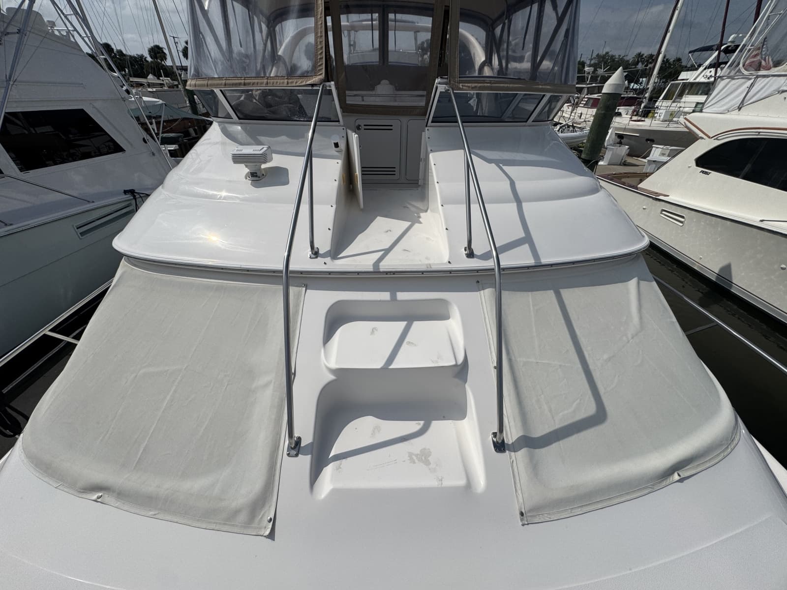 2001 Sea Ray 450 Express Bridge