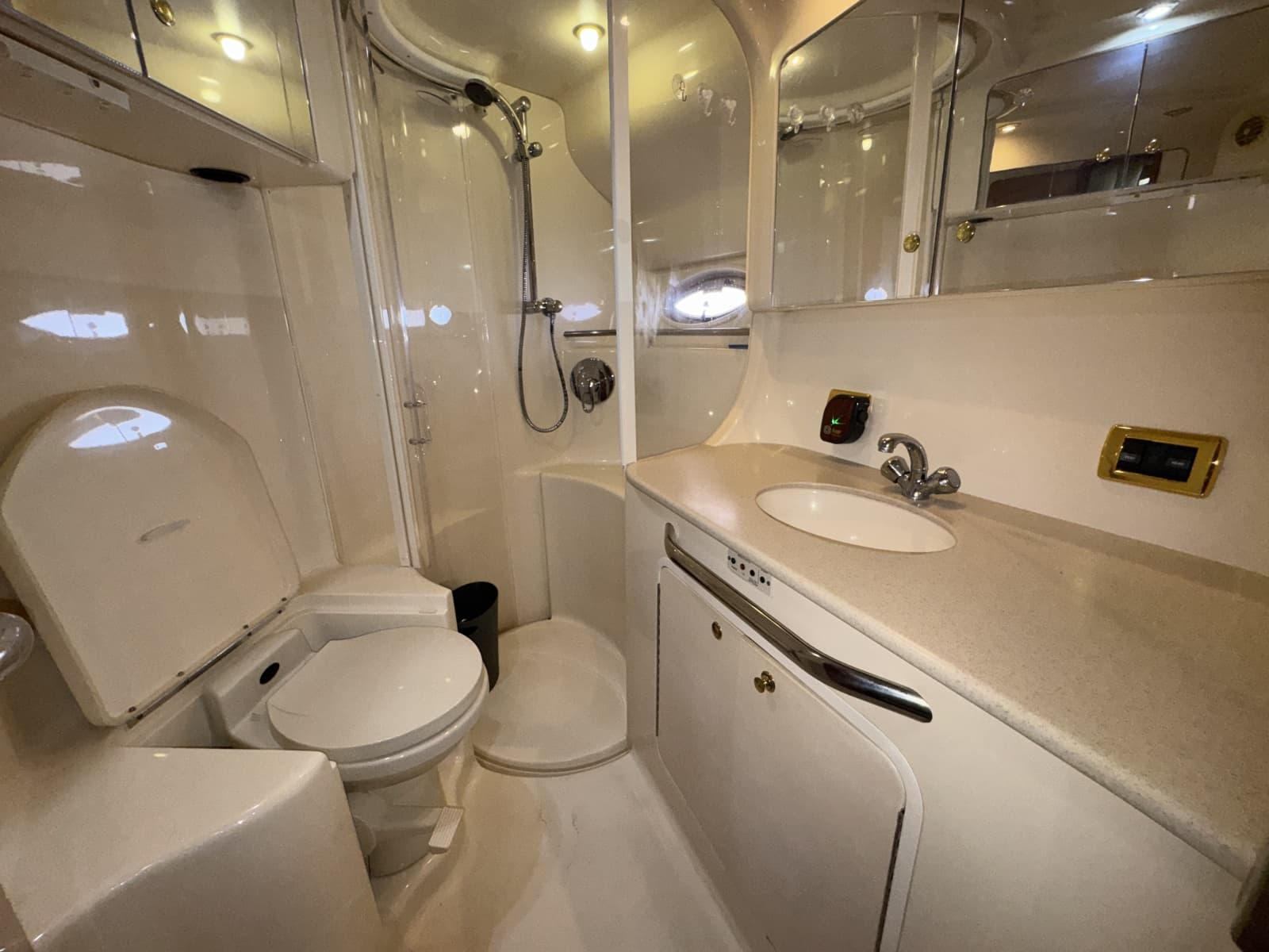 2001 Sea Ray 450 Express Bridge
