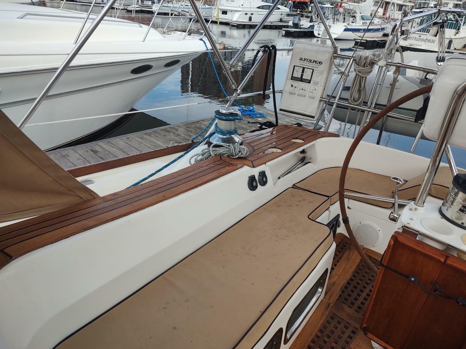 2004 Tartan 3700