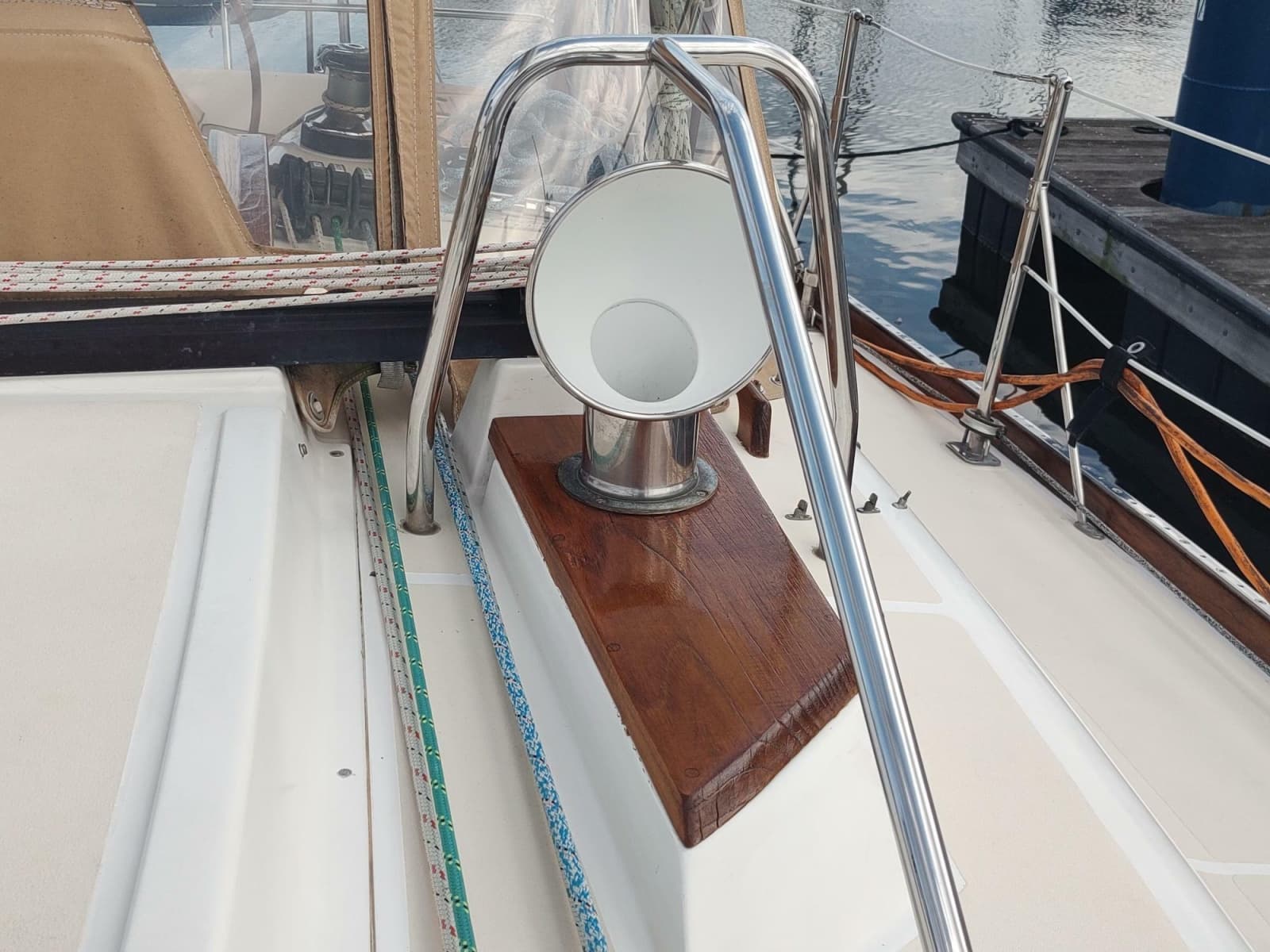 2004 Tartan 3700