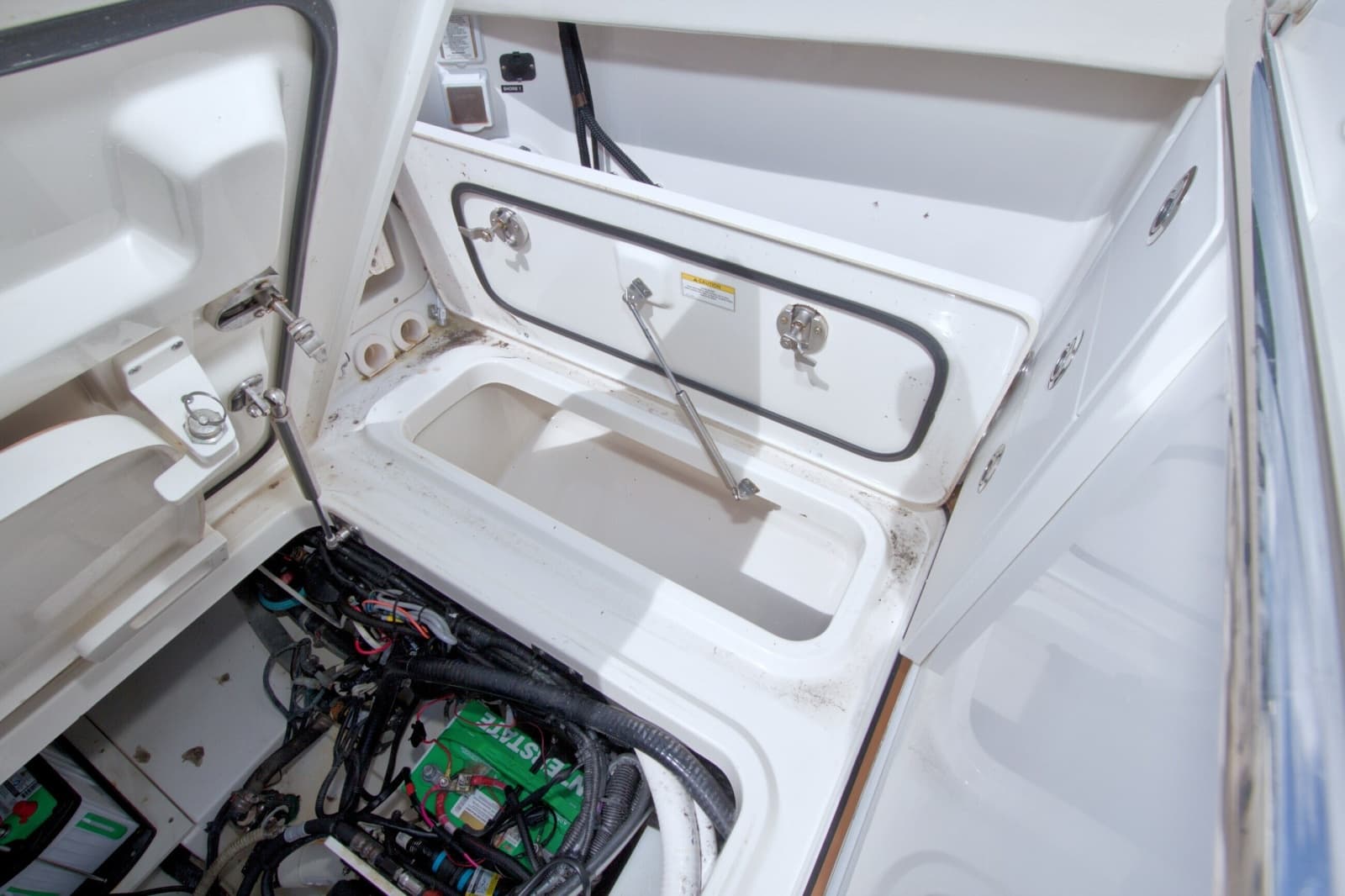 2017 Boston Whaler 320 Vantage
