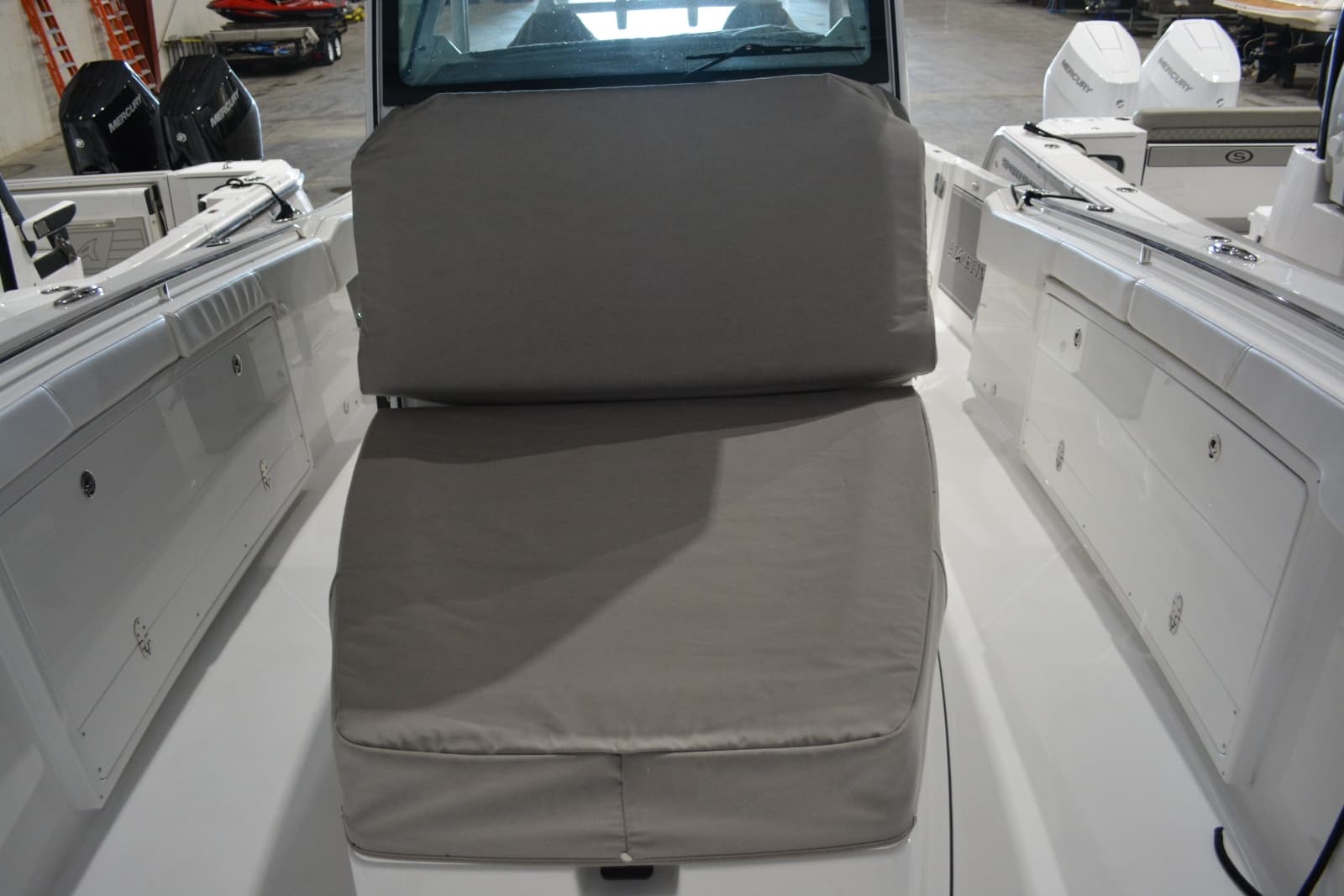 2023 Blackfin 332 CC