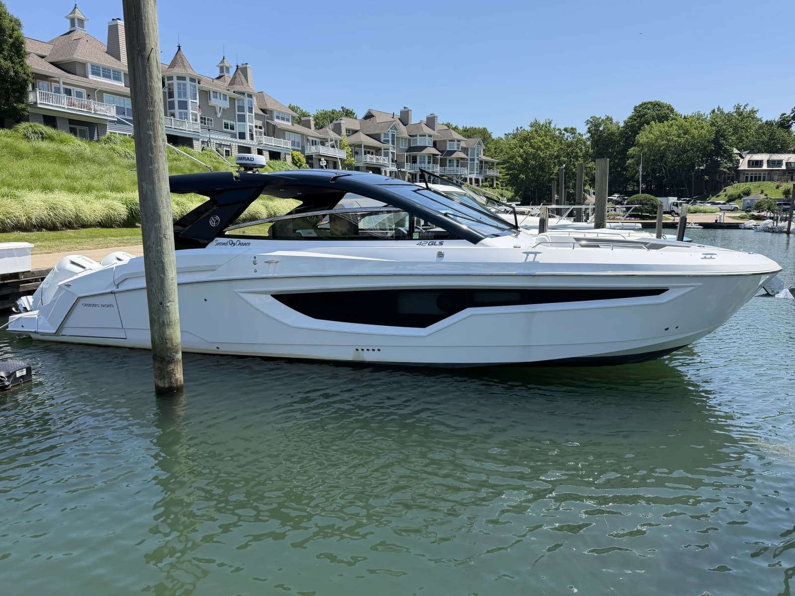 2024 Cruisers Yachts