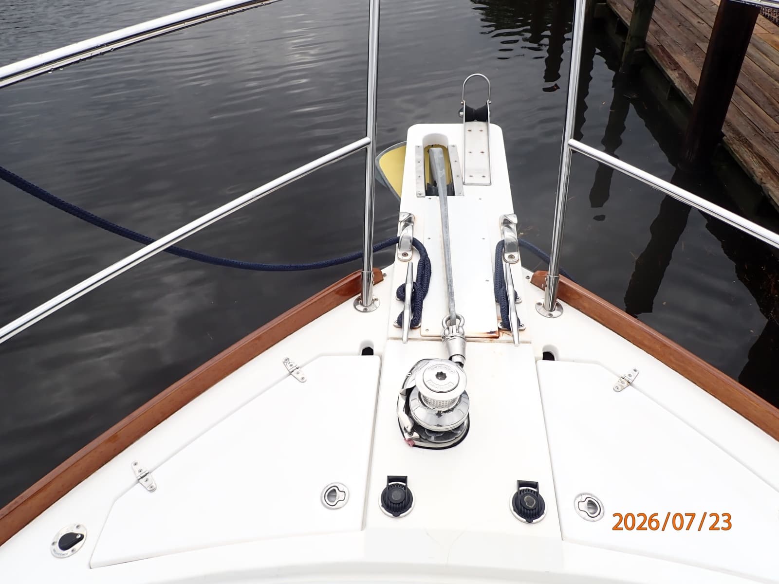 42' Sabre anchor windlass2