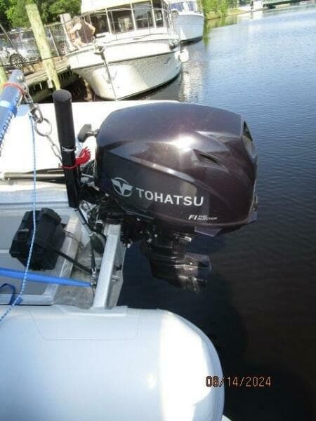 42' Sabre tender outboard