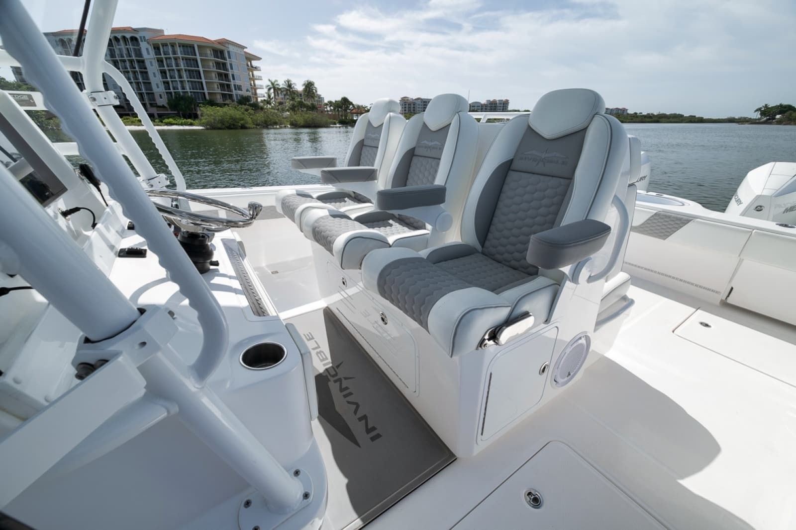 2025 Invincible 35 Catamaran
