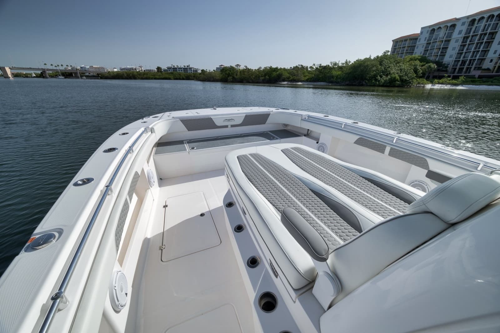 2025 Invincible 35 Catamaran