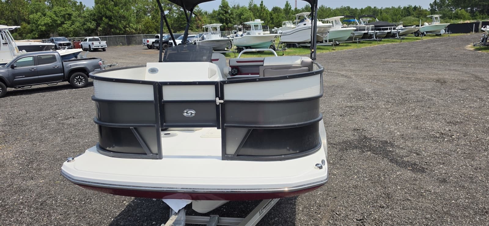 2023 Hurricane FunDeck 1960 RE OB