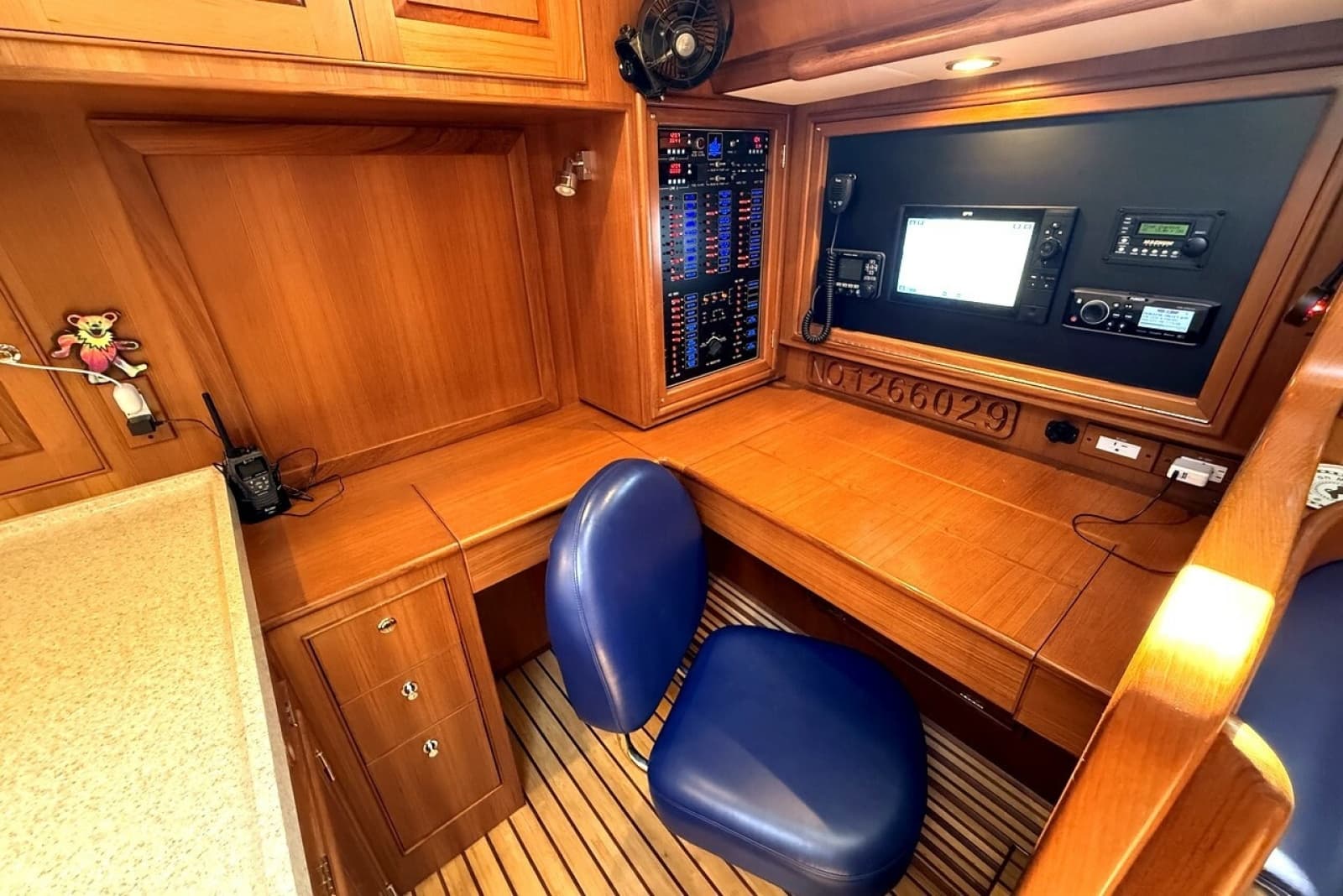 2016 Hylas 56