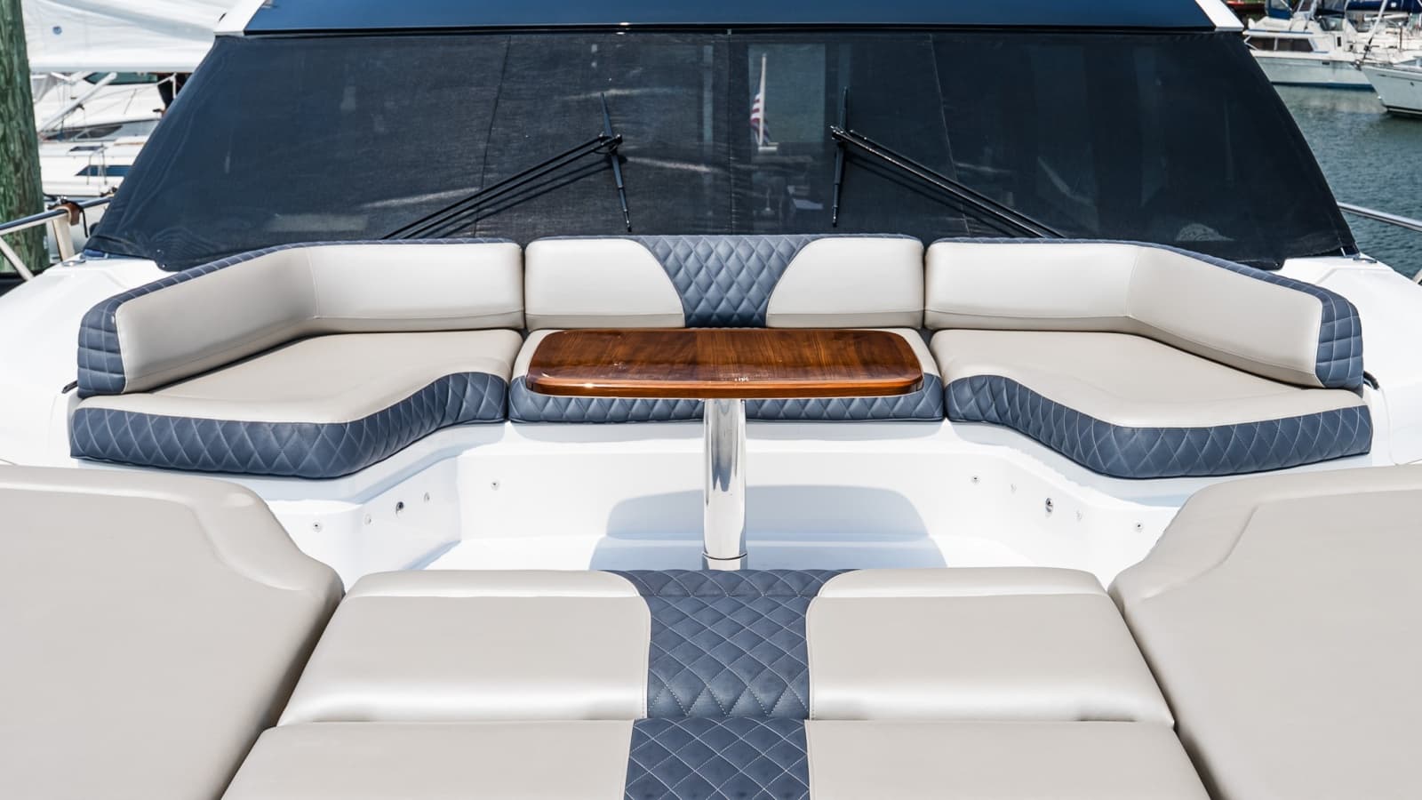2019 Princess S78