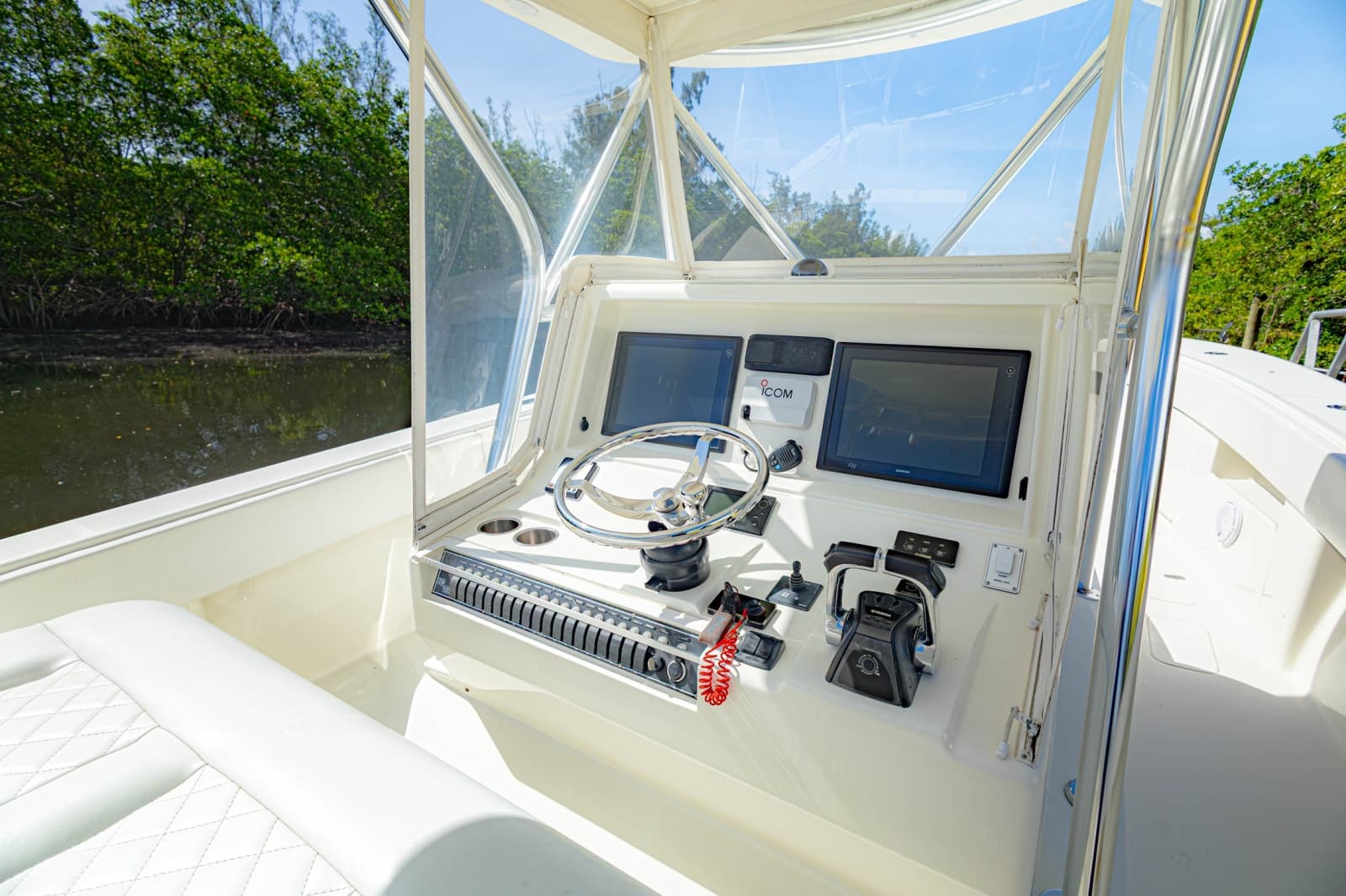 2016 SeaVee 390Z