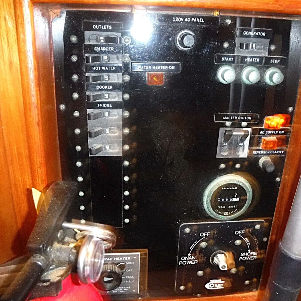 1983 Grand Banks Classic 36