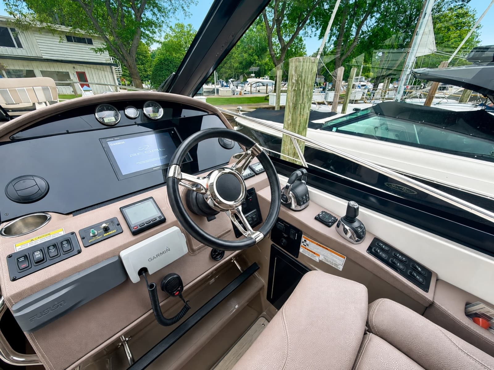 2016 Regal 42 Sport Coupe