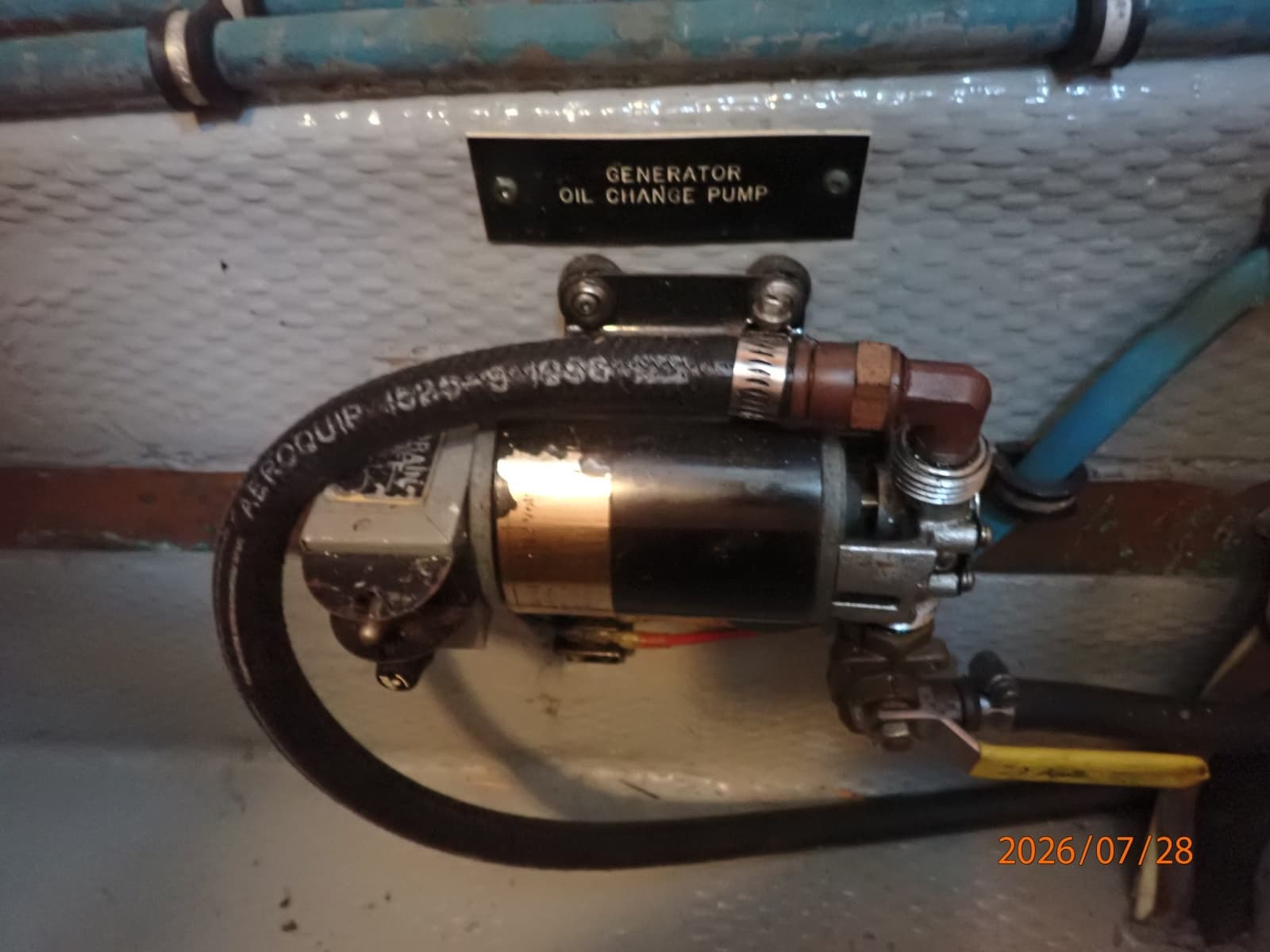54' Hatteras generator oil change system