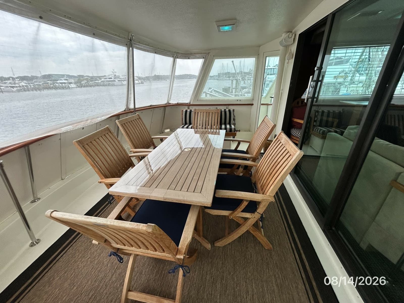 54' Hatteras aftdeck port