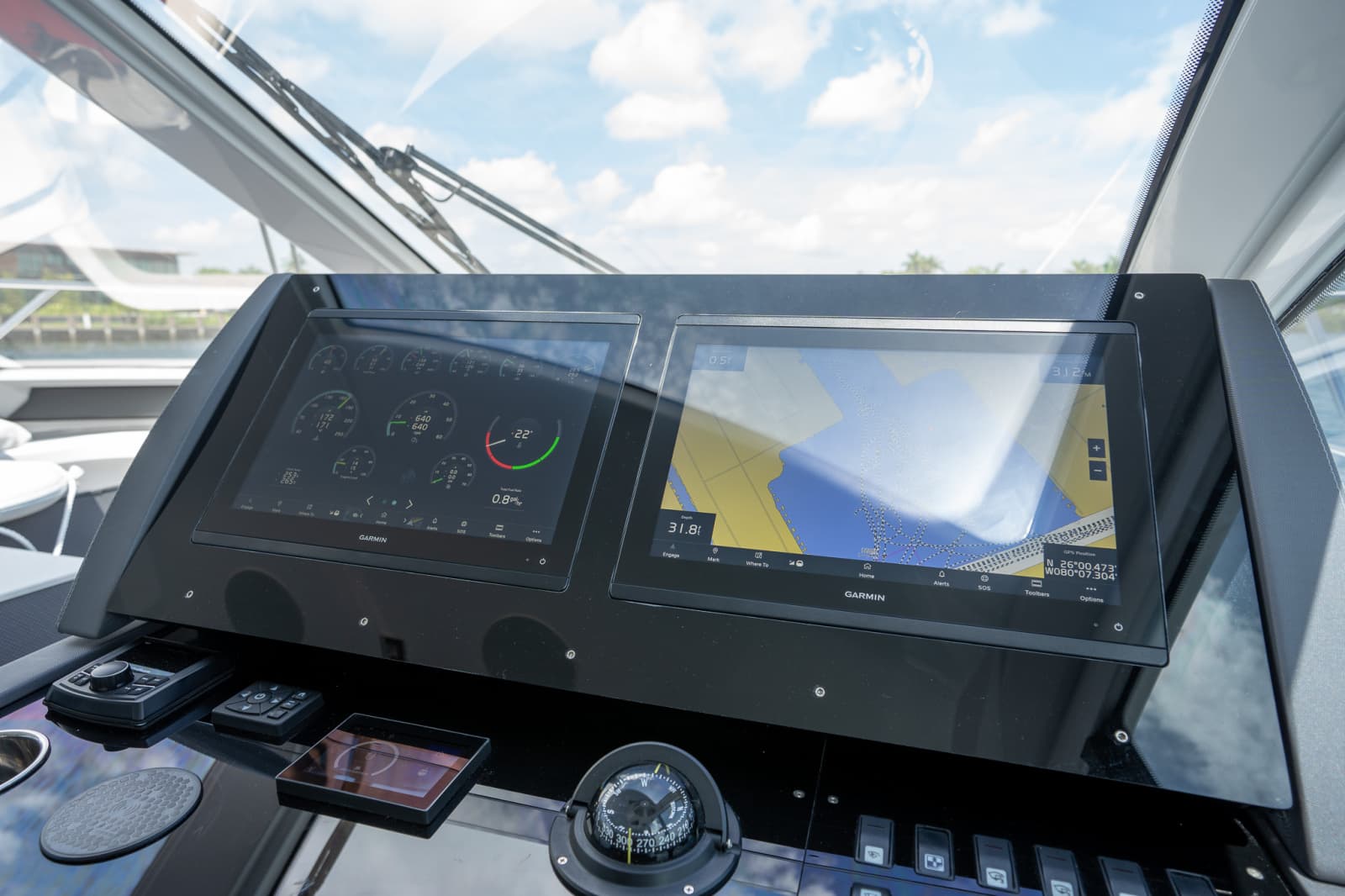 2023 Cruisers Yachts 50 CANTIUS