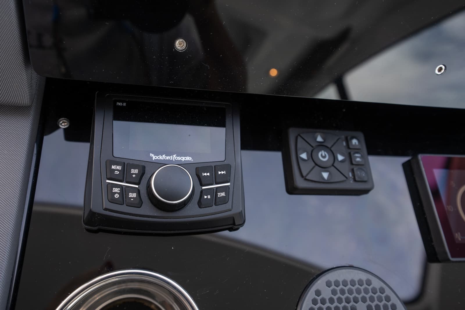 2023 Cruisers Yachts 50 CANTIUS