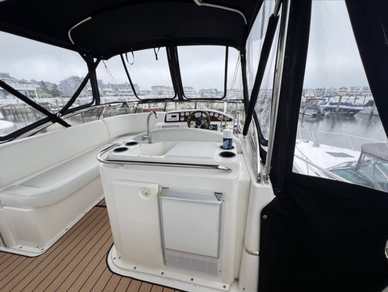 2001 Silverton 330 Sport Bridge