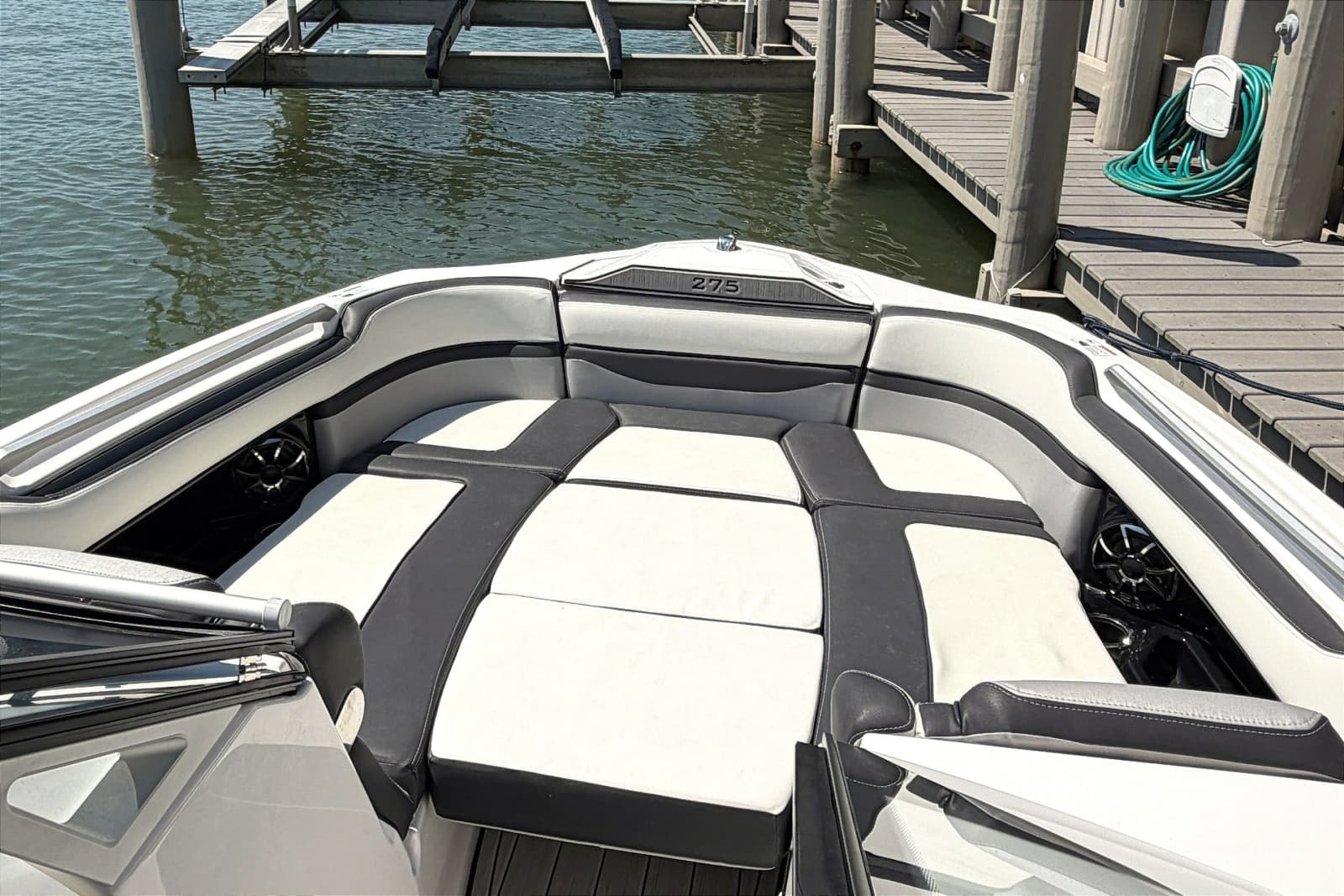 2023 Yamaha Boats 275SE