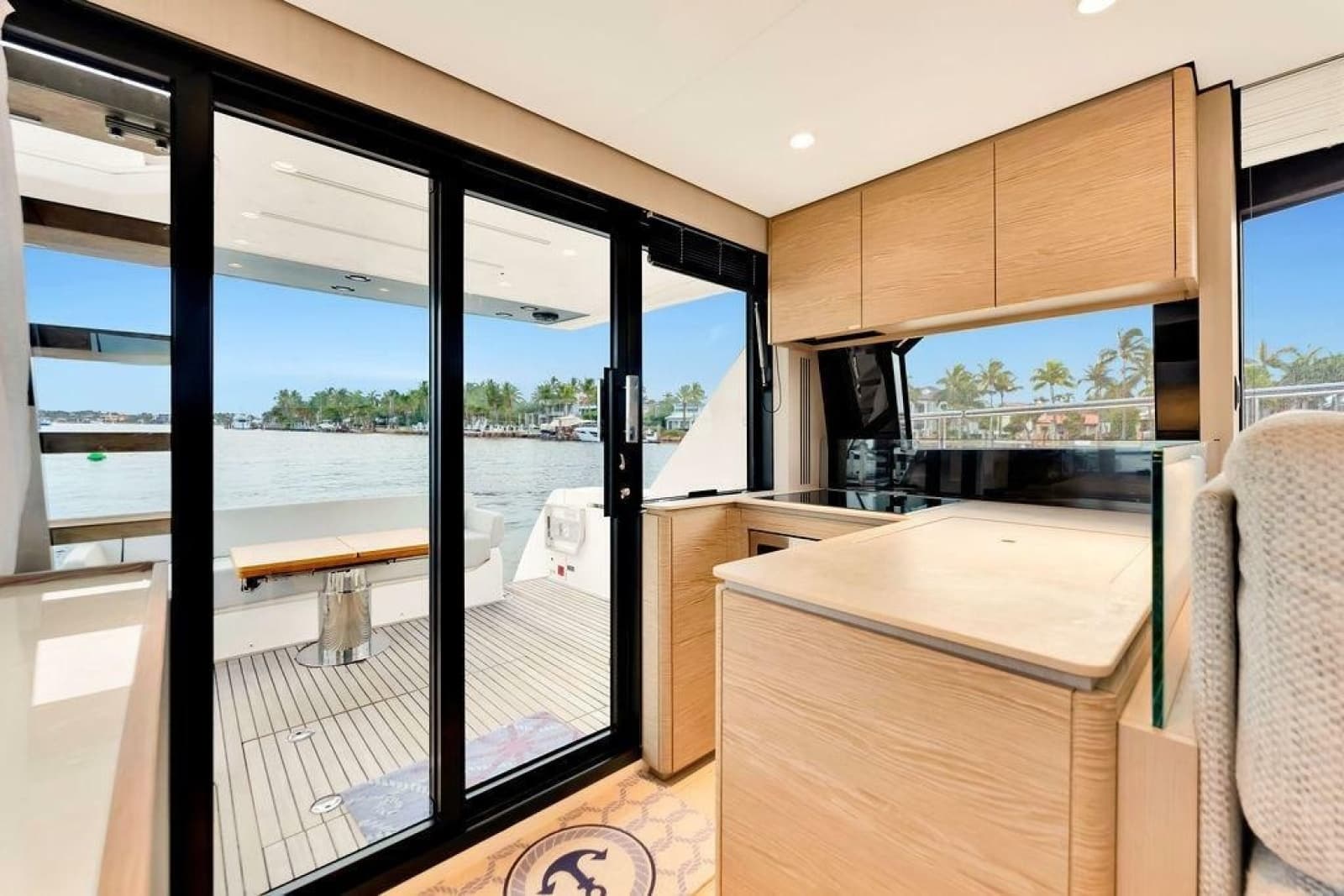 2021 Ferretti Yachts 500