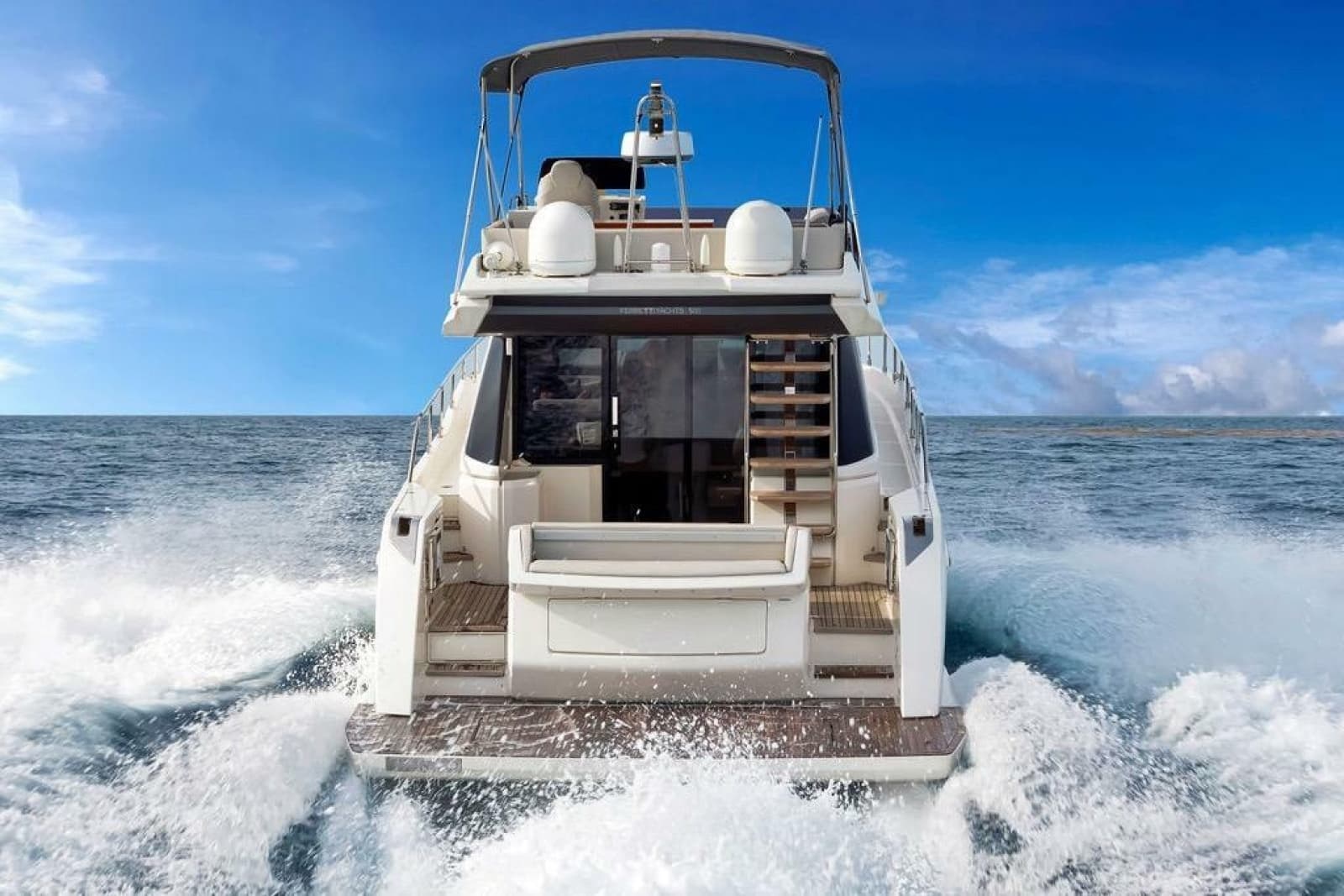 2021 Ferretti Yachts 500