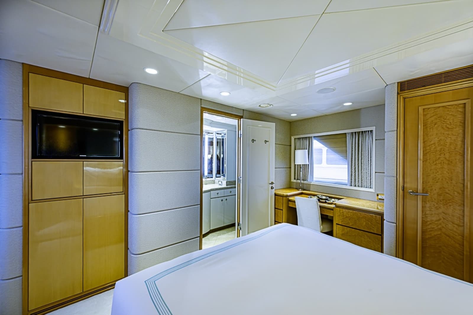 1997 Delta Marine Tri-Deck Motor Yacht