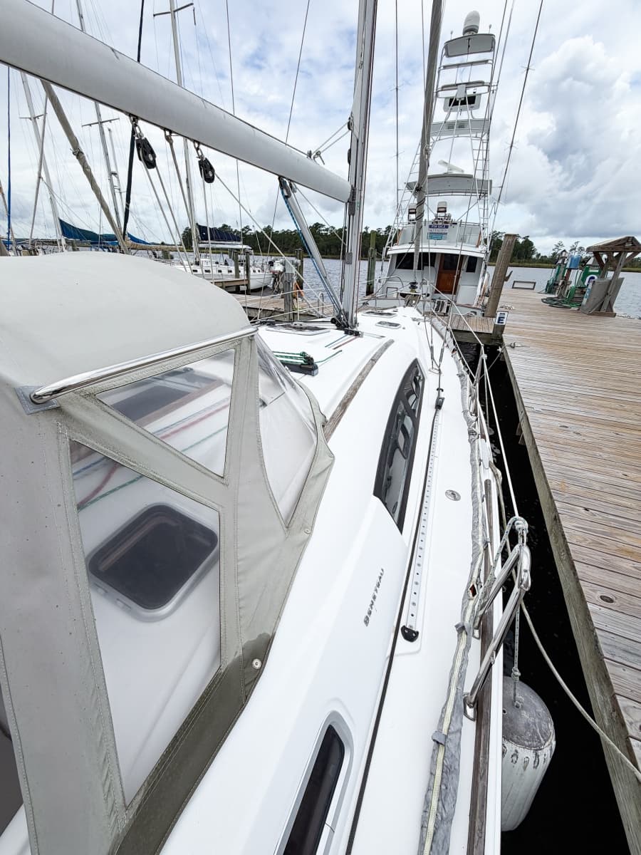 2009 Beneteau Oceanis 40