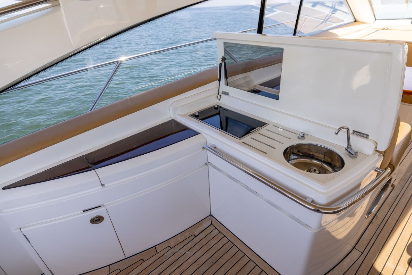 2008 Princess V53