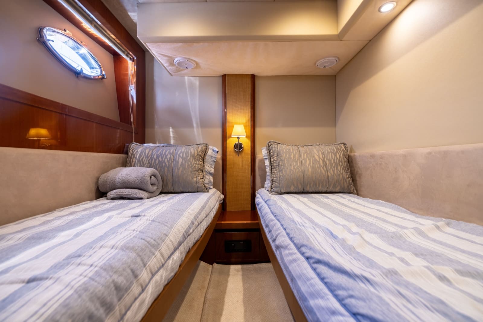 2008 Princess V53