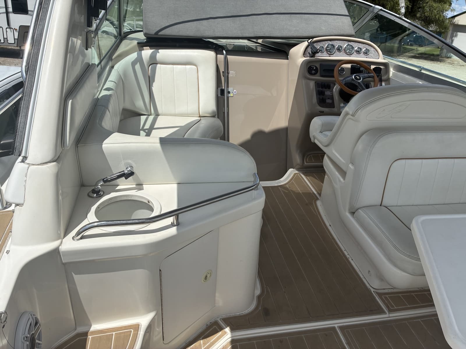1998 Sea Ray 290 Sundancer