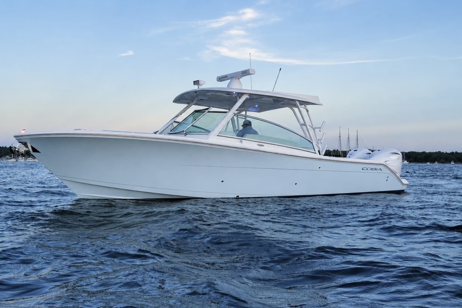 2023 Cobia 330 DC