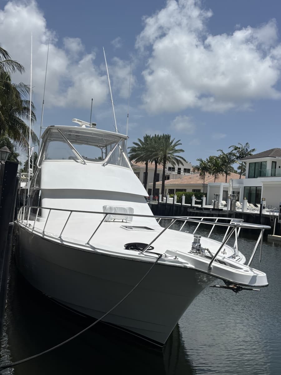 2005 Hatteras Convertible