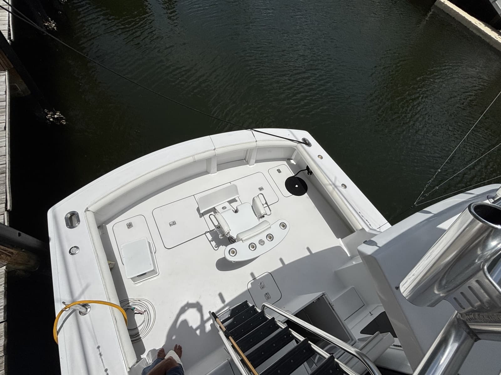 2005 Hatteras Convertible
