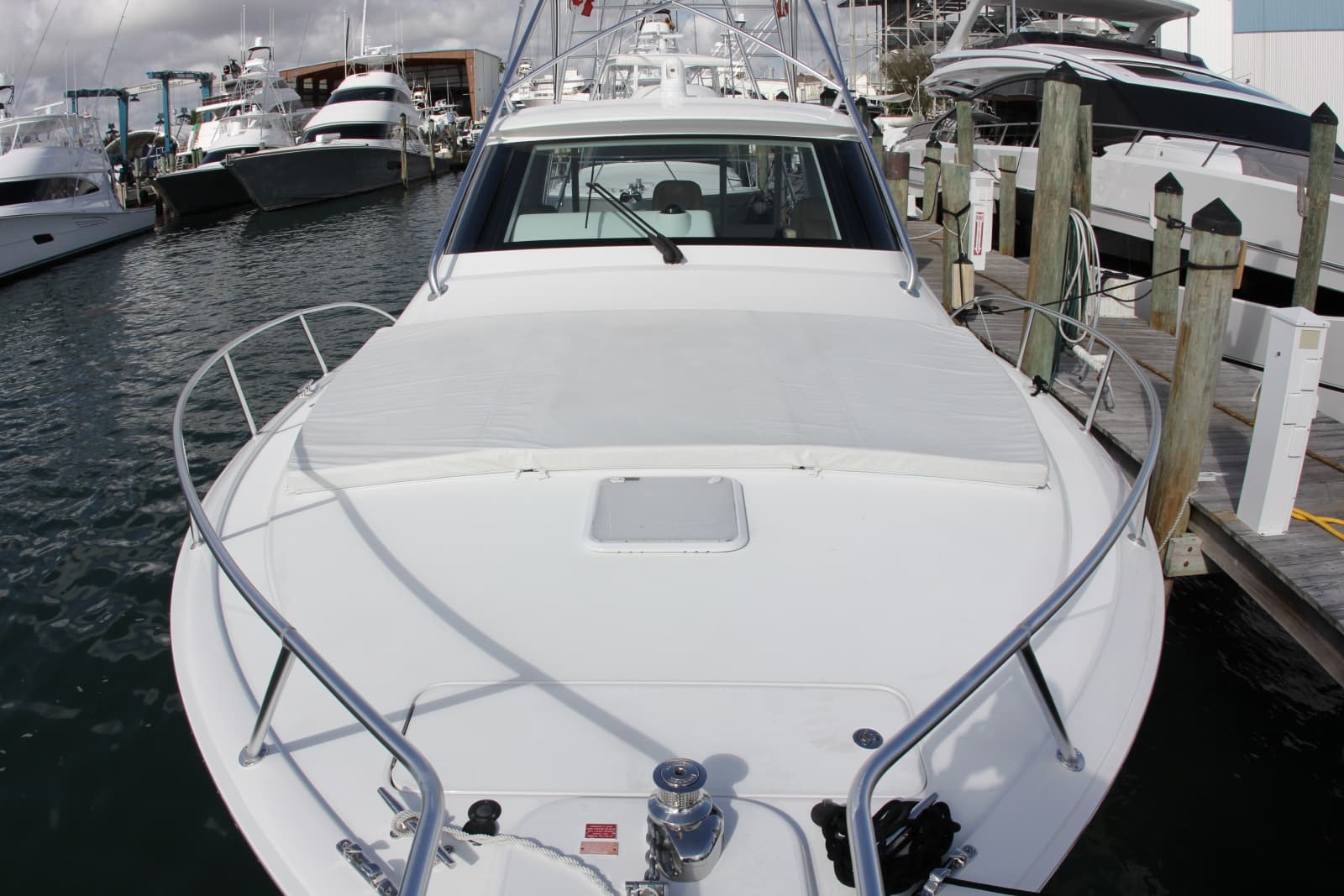2020 Viking 44 Sport Coupe