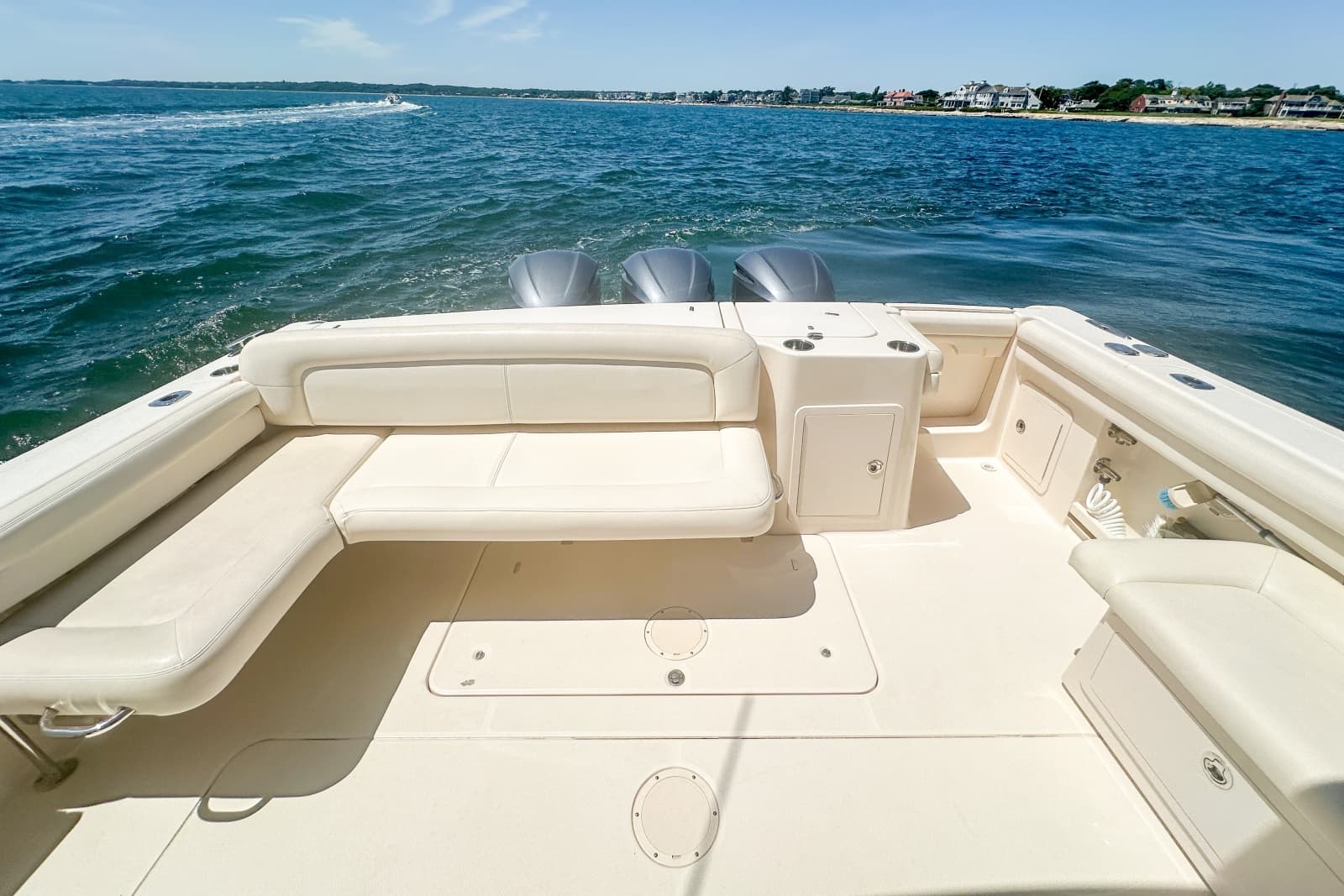 2015 Grady-White 375 Freedom