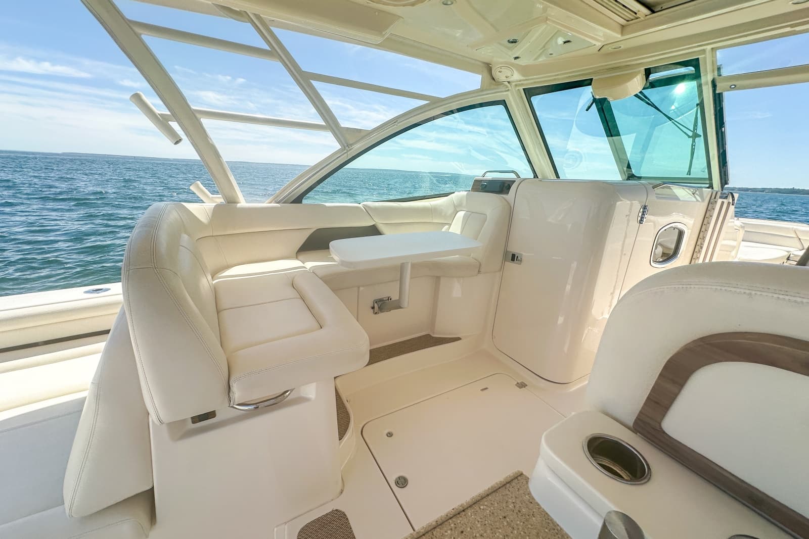 2015 Grady-White 375 Freedom