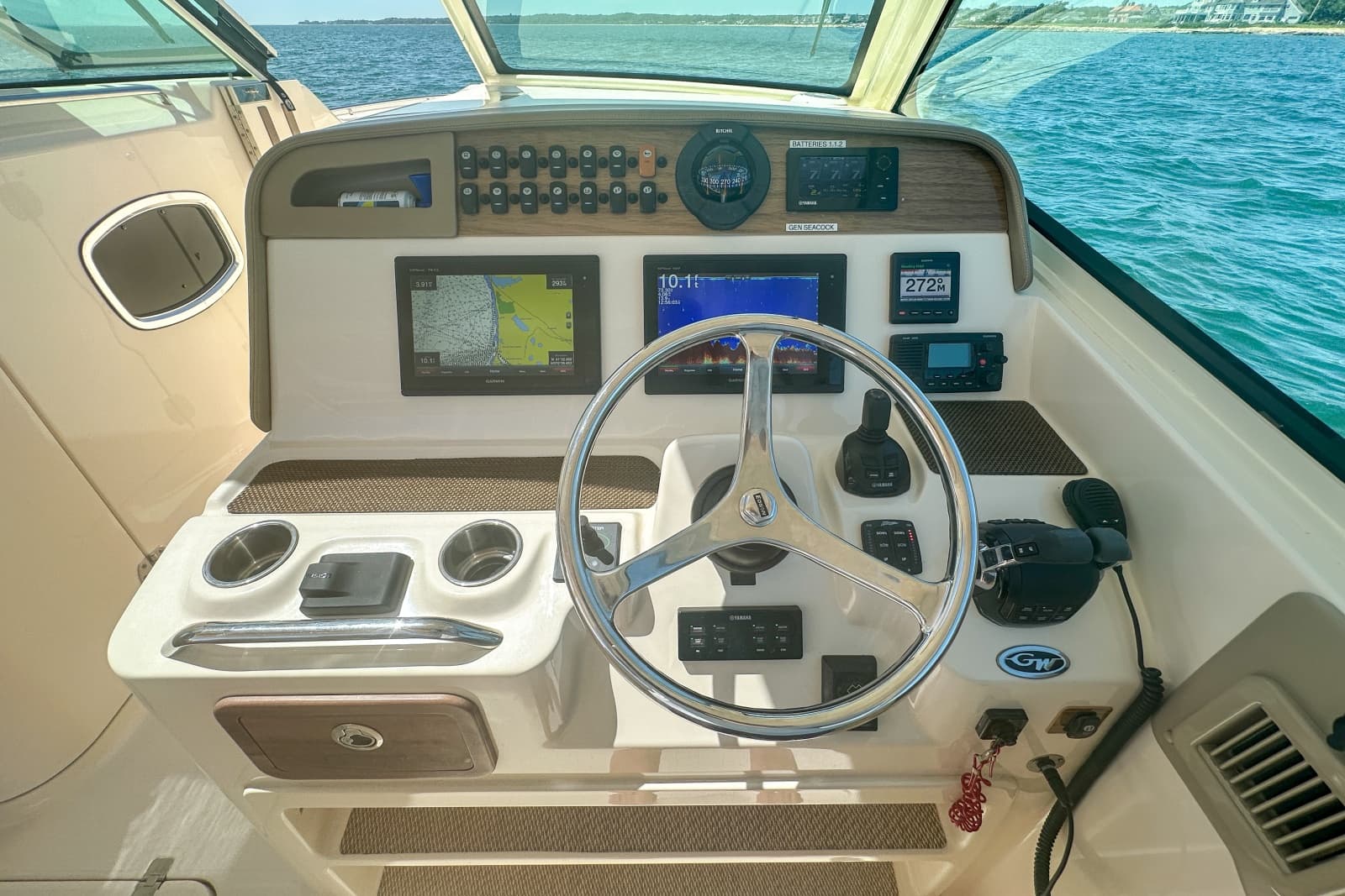 2015 Grady-White 375 Freedom
