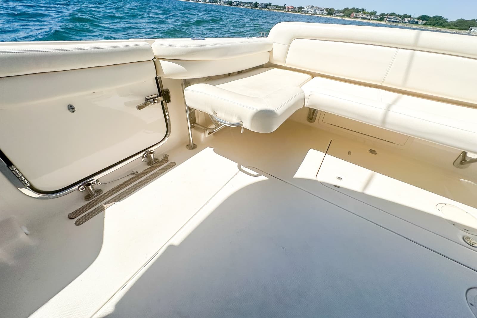 2015 Grady-White 375 Freedom