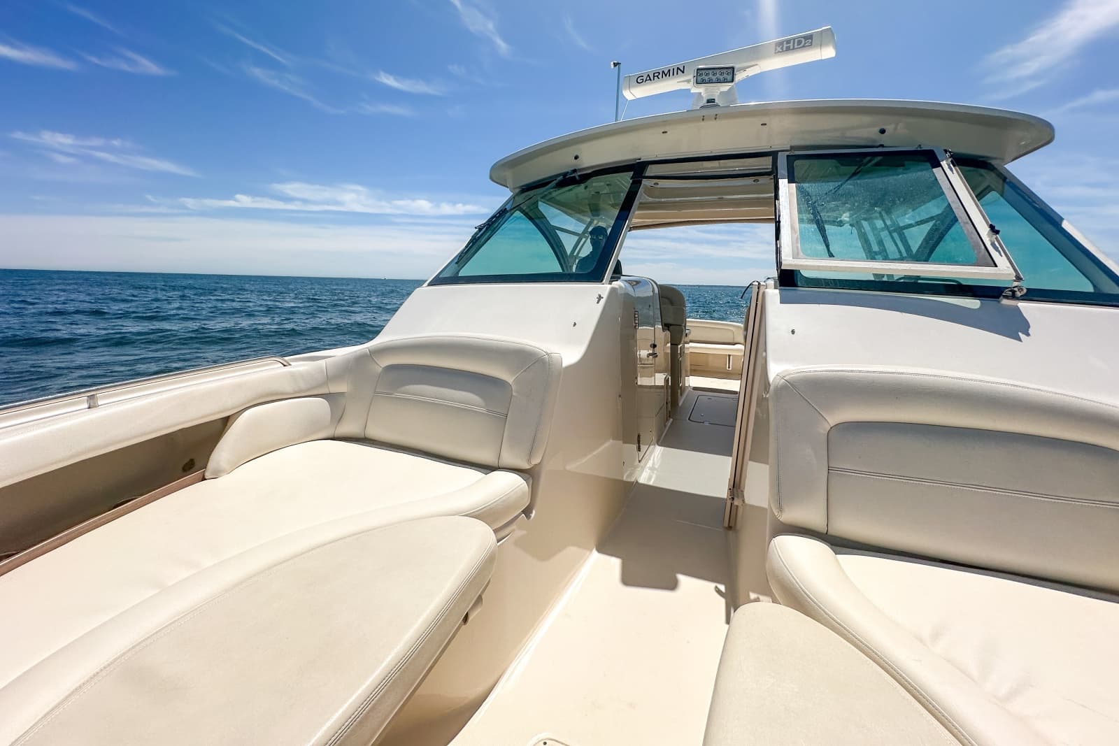 2015 Grady-White 375 Freedom