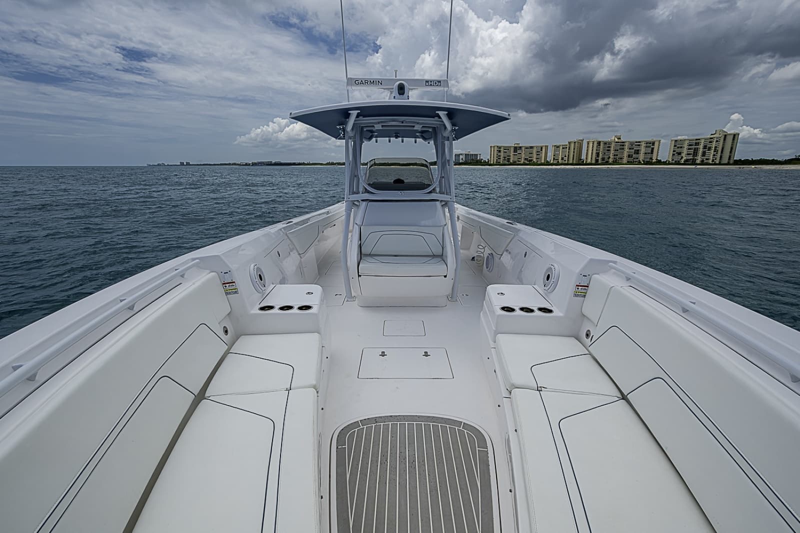 2023 Intrepid 375 Nomad FE