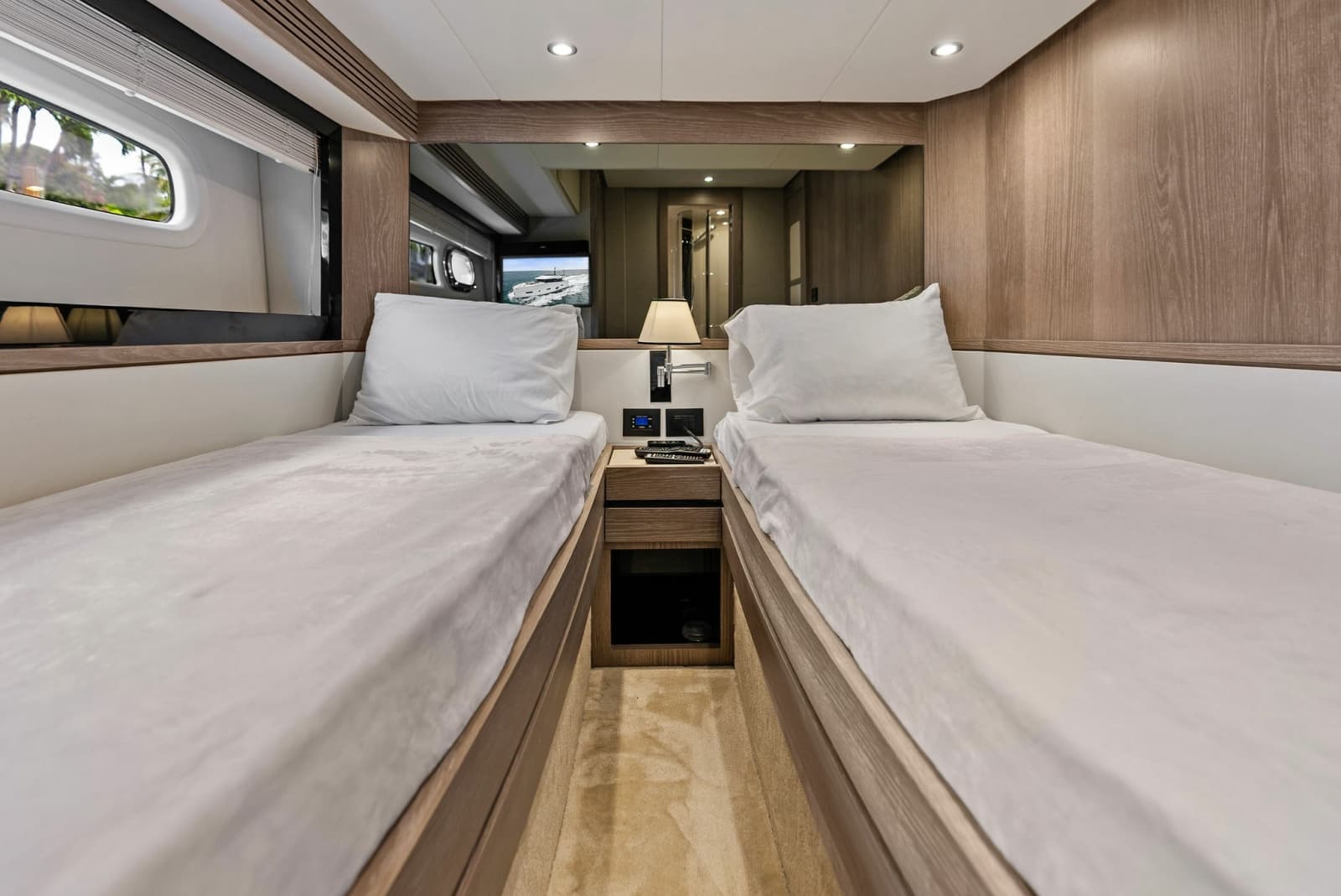 2021 Azimut Magellano 66