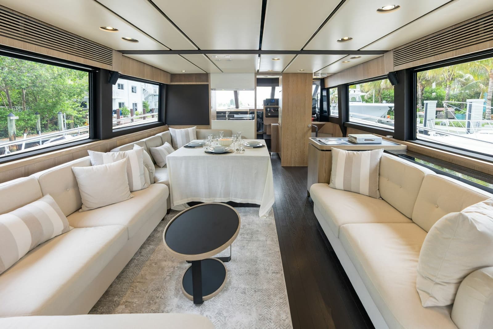 2021 Azimut Magellano 66