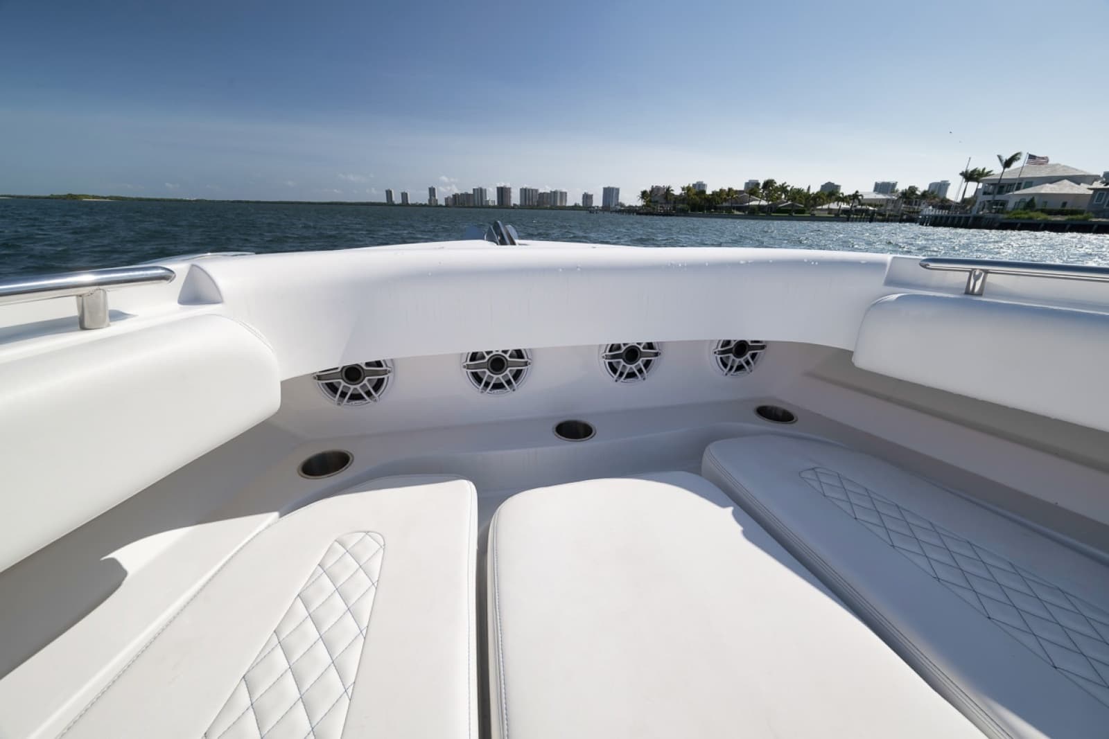 2023 HCB 53 Suenos