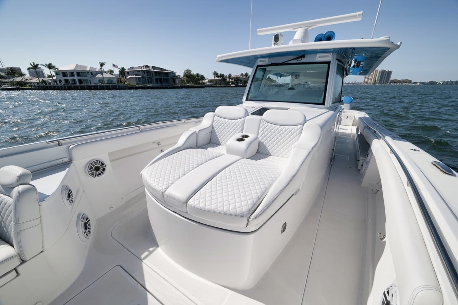 2023 HCB 53 Suenos