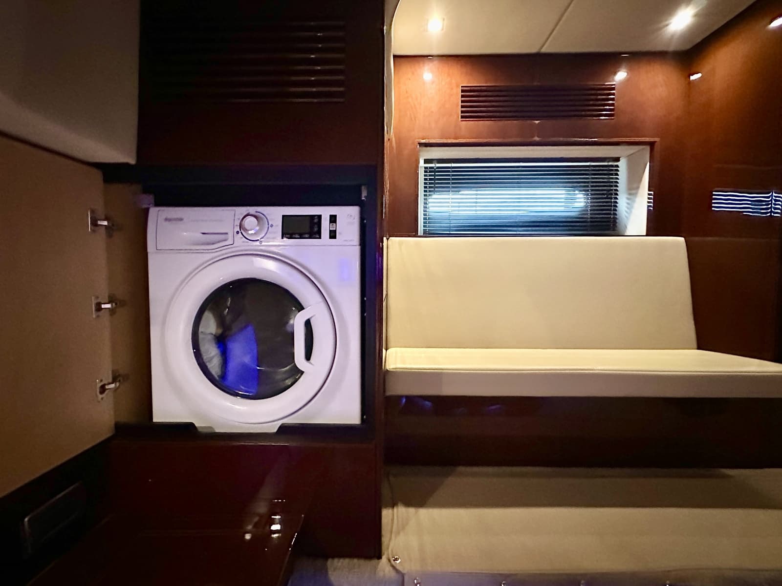 2008 Sea Ray 470 Sedan Bridge