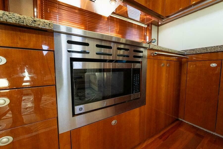 Microwave oven