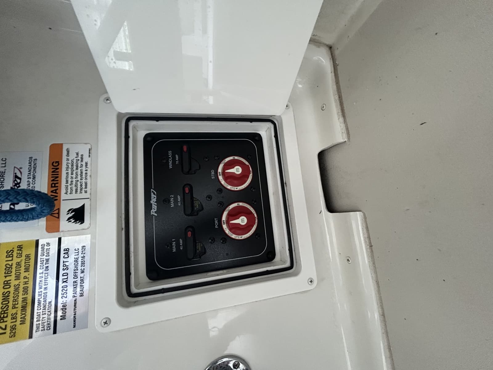 2021 Parker 2520 XLD Sport Cabin