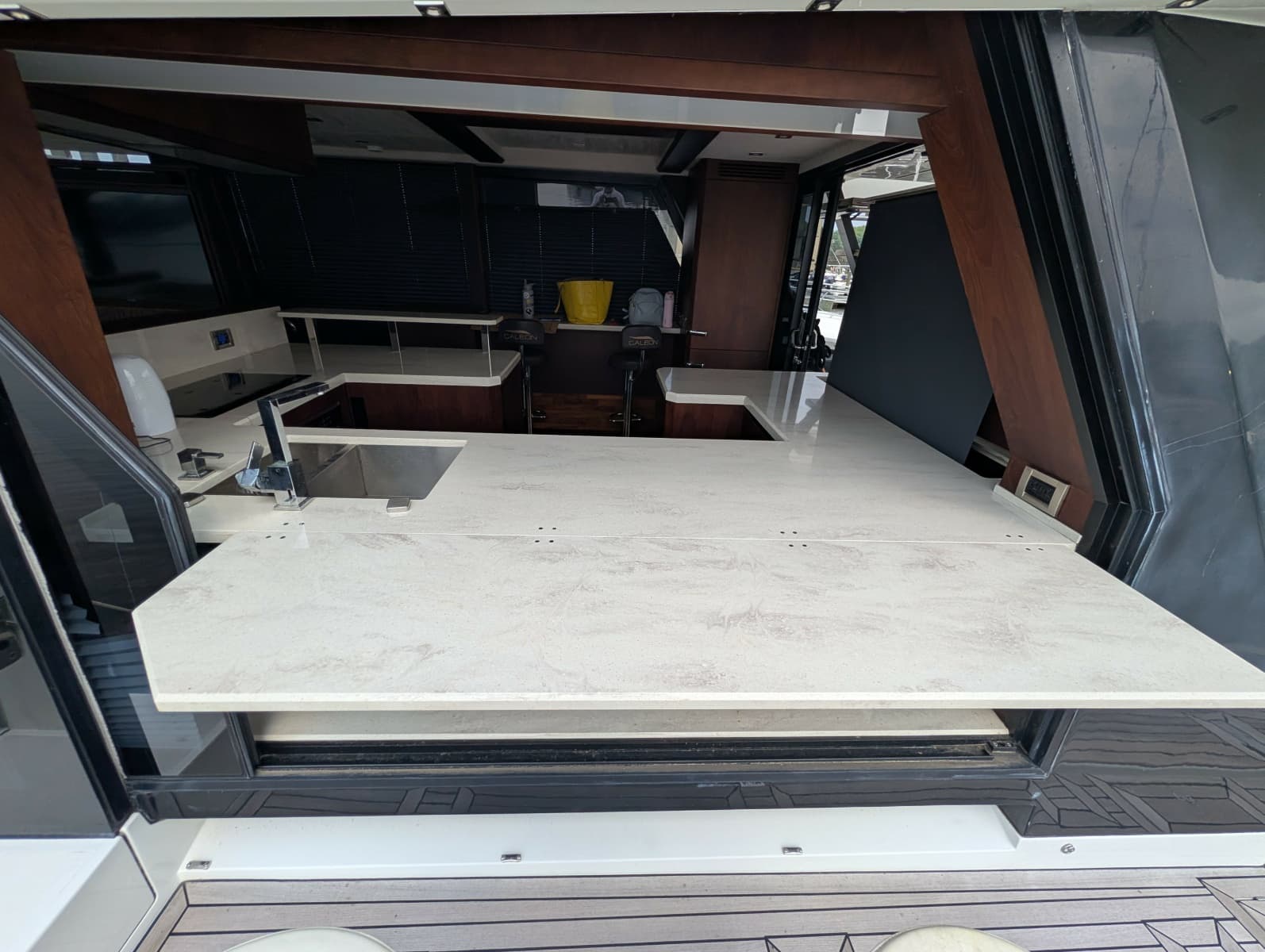 2018 Galeon 640 FLY