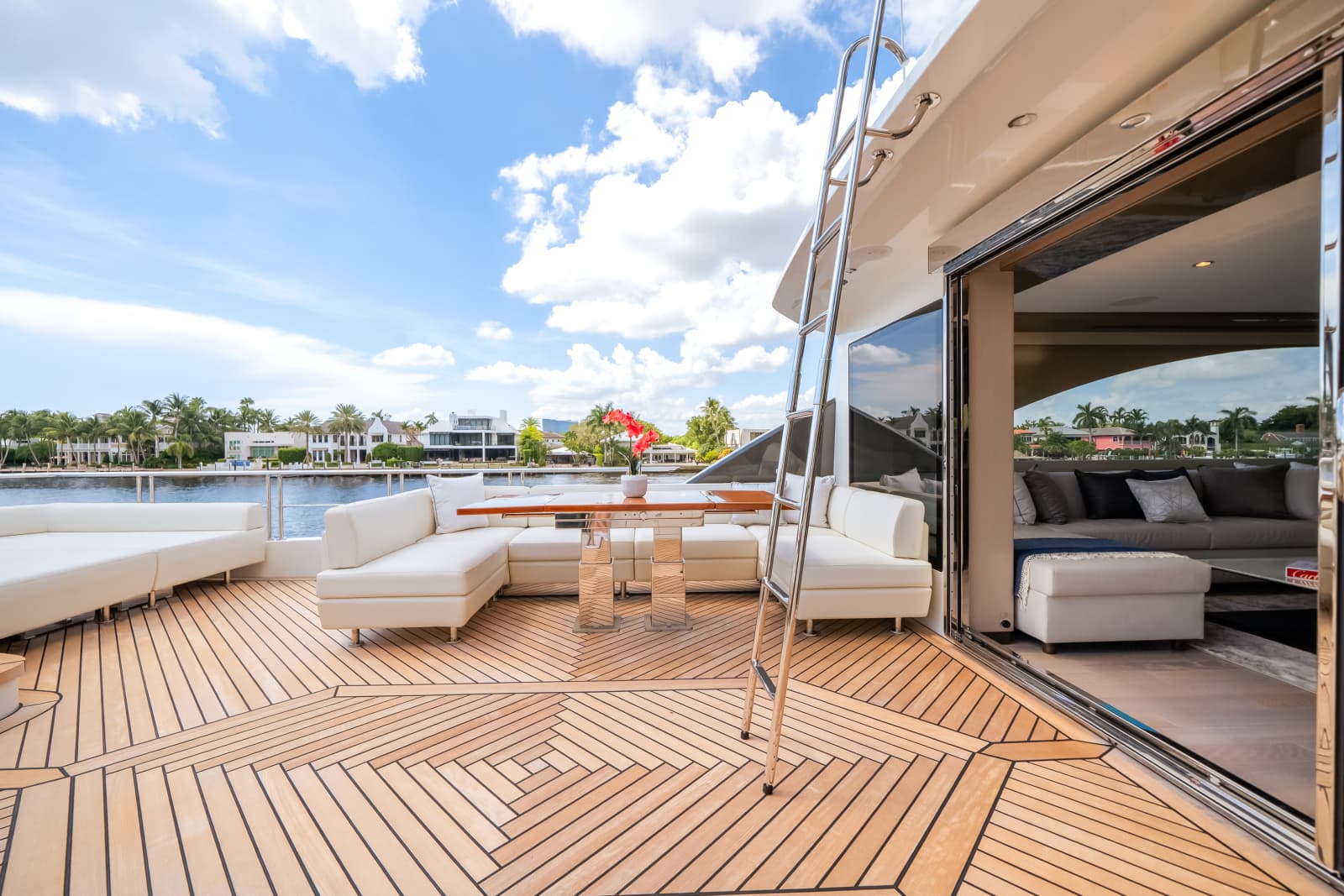 2025 Ocean Alexander 27R